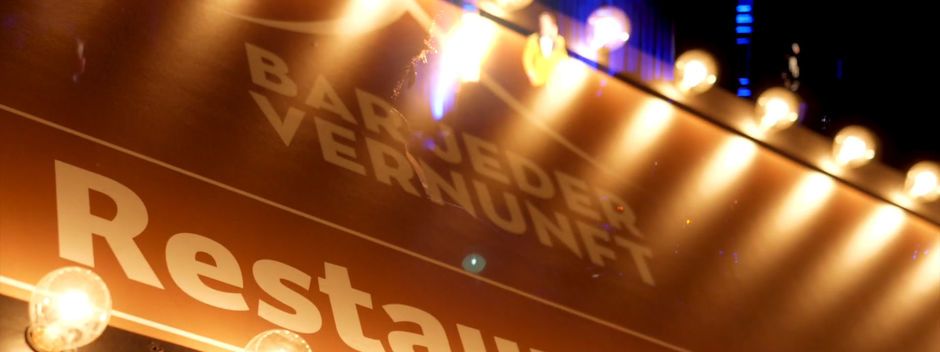 Gastronomie | Shows & Theater | Bar jeder Vernunft Berlin